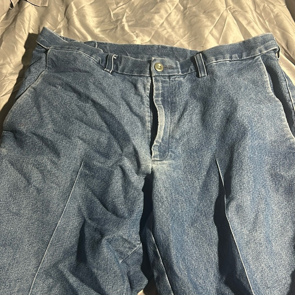 Baggy jeans